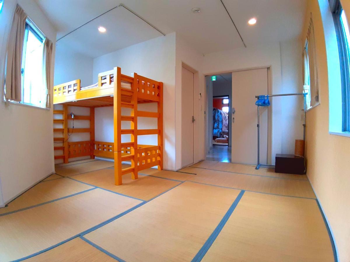 Guest House Ochakare Kanazawa Esterno foto